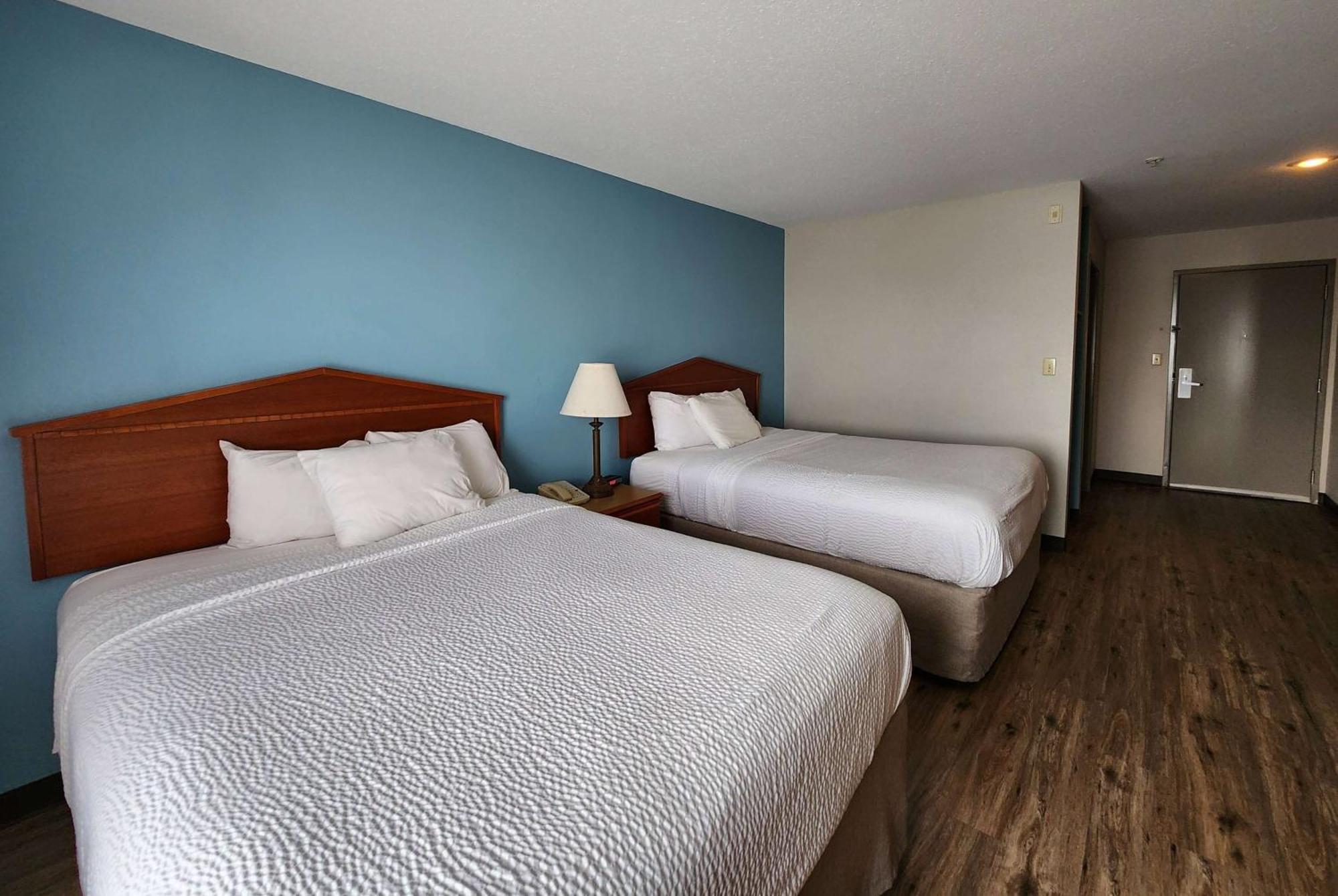 Hotel Days & By Wyndham 2*
